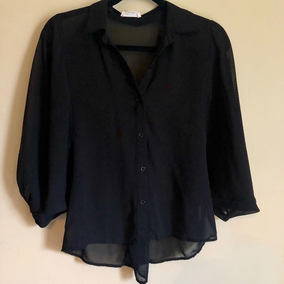 Sans Souci Tops - Black sheer collared blouse size S w/ back detail